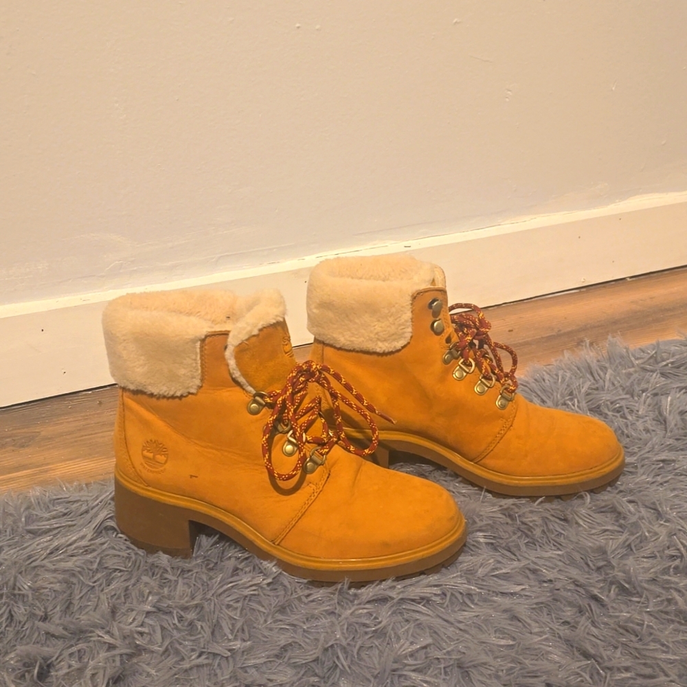 NEW Timberland heeled sherpa Boots